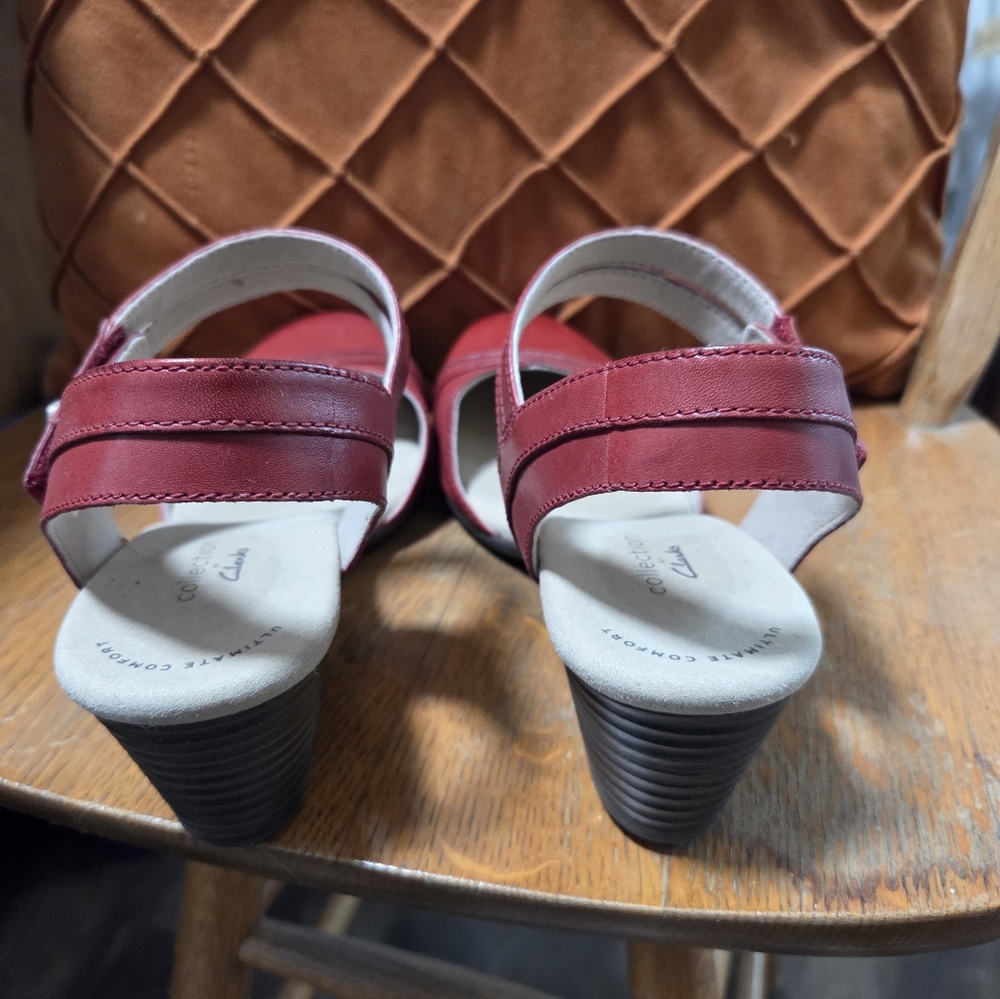 Clarks Collection Womens Valarie Rally Pump or Closed Toe Sandals 10 Red Leather - Picture 7 of 10